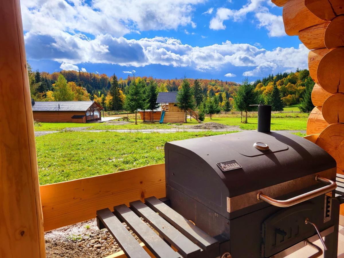 Harghita Log Houses Izvoare  Eksteriør bilde