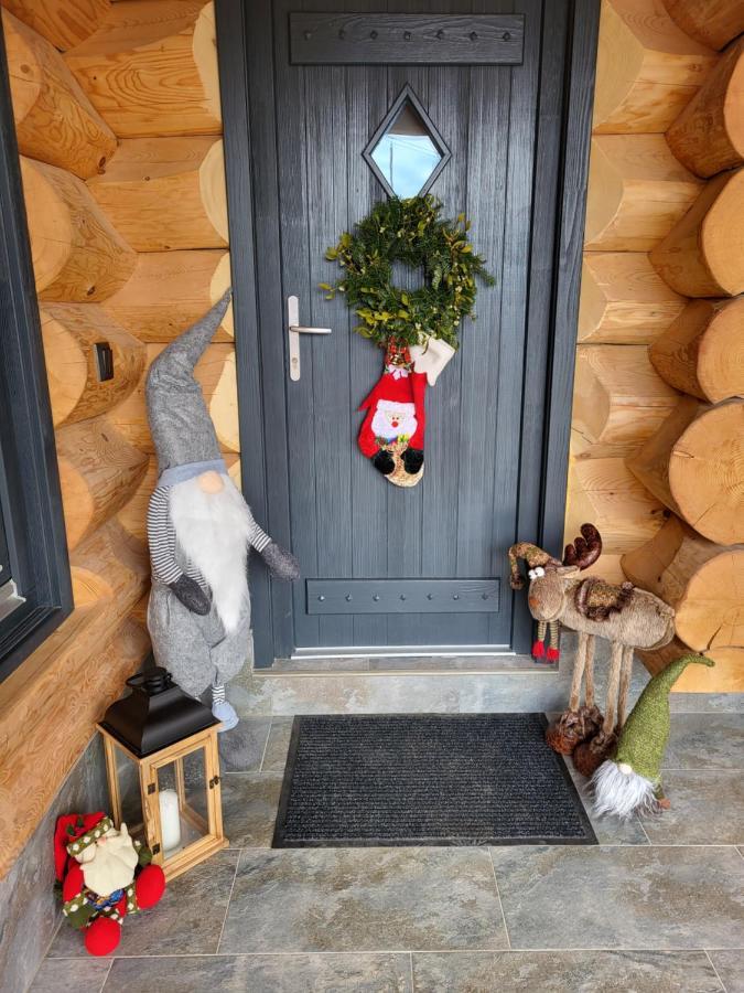 Harghita Log Houses Izvoare  Eksteriør bilde